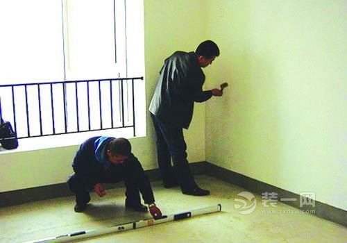 网友热议:新房窗户发现是画扎心了急需新房验收攻略
