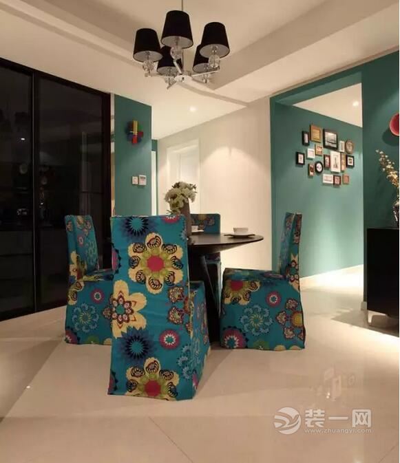  87平两室两厅样板间设计效果图